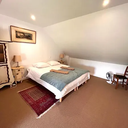 Penzion L'eco-domaine Du Chalonge 4*