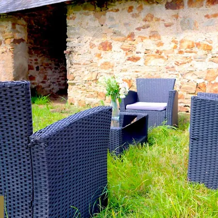 L'eco-domaine Du Chalonge Penzion 4*