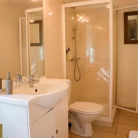L'éco-domaine Du Chalonge Pensión 4*