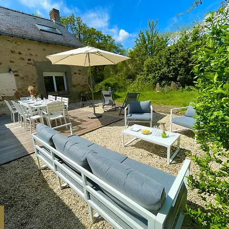 Guest house Les Maisons Du Chalonge 4*